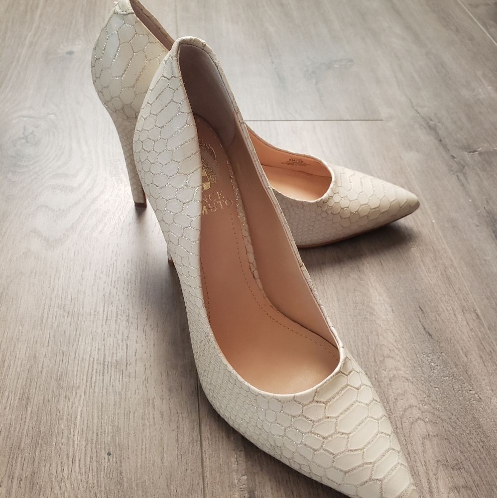 Vince Camuto pumps 8